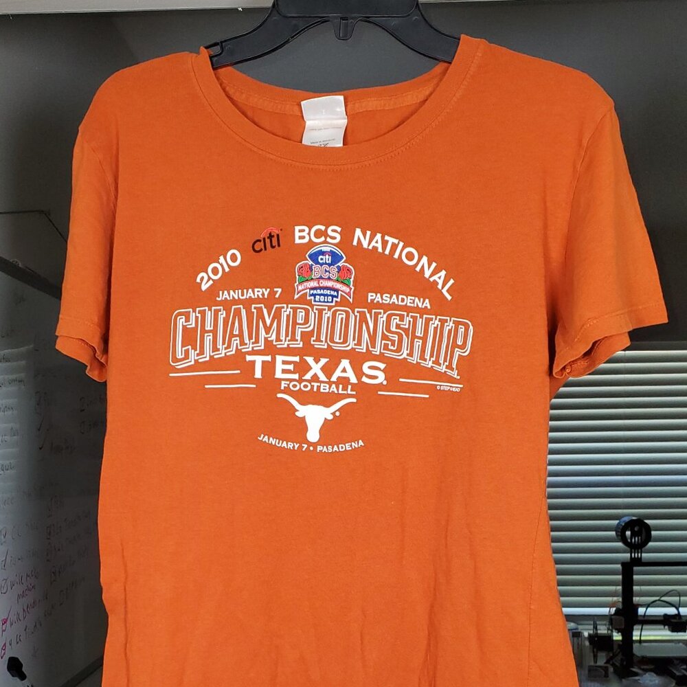 KIDS TEXAS LONGHORNS  2010 NATIONAL  CHAMPS X-LARGE